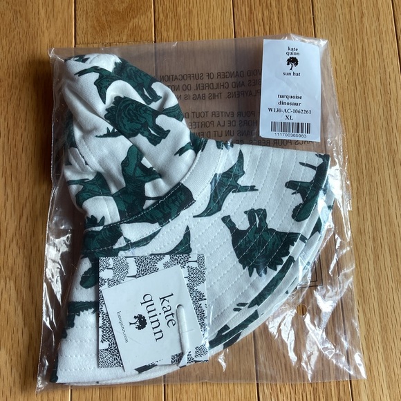 NWT Kate Quinn dinosaur hat - Picture 4 of 5